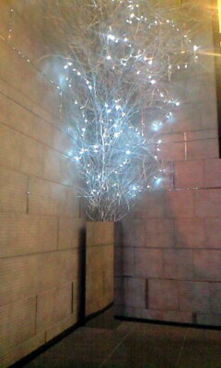 クリスマス　枝LED装飾　ディスプレイ